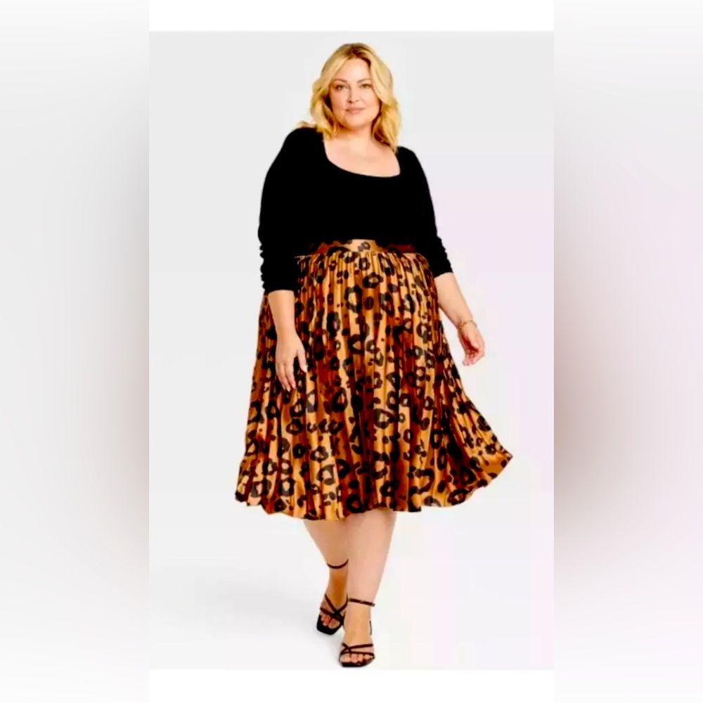 Ava & Viv Brown Leopard Print Pleated Midi Skirt
